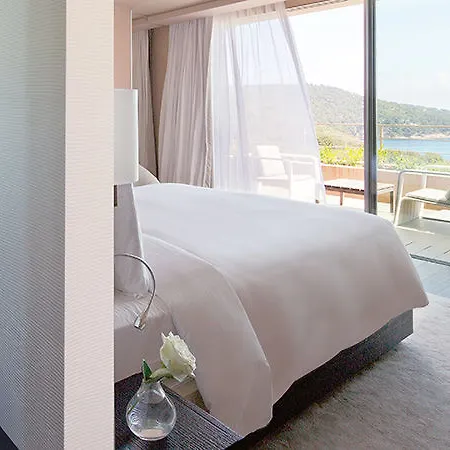 Hotel La Reserve And