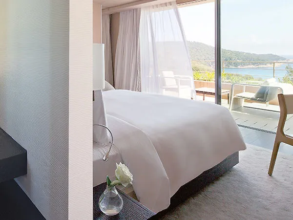 Hotel La Reserve And