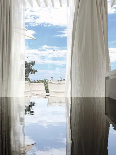 Hotel La Reserve And